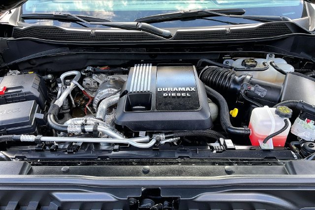 Used 2025 Chevrolet Silverado 1500 LT Trail Boss w/ LT Trail Boss Premium Package AWD/4WD image 21