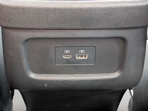 Used 2025 Nissan Pathfinder SV AWD/4WD image 33