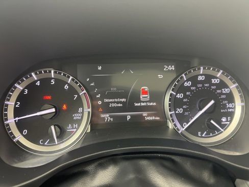 Used 2022 Toyota Highlander XLE image 25