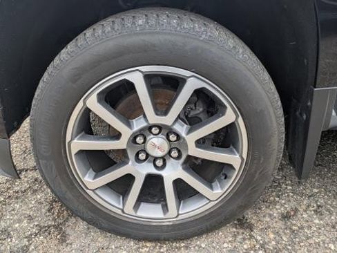 Used 2021 GMC Canyon Denali image 23