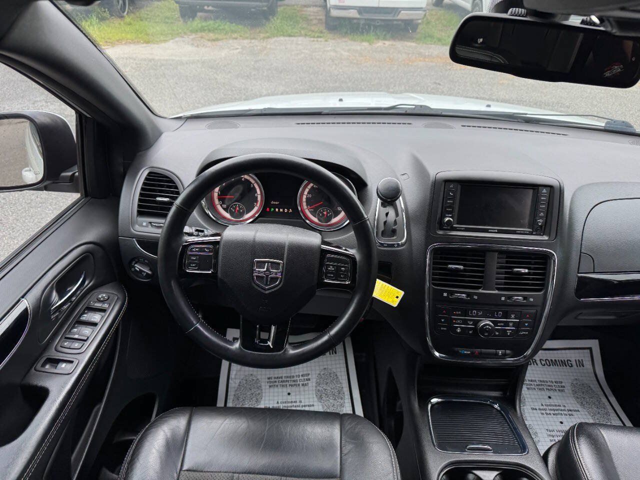 Used 2019 Dodge Grand Caravan SXT w/ Driver Convenience Group FWD image 43