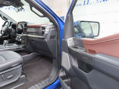 Used 2022 Ford F150 Lariat w/ Equipment Group 502A High image 30