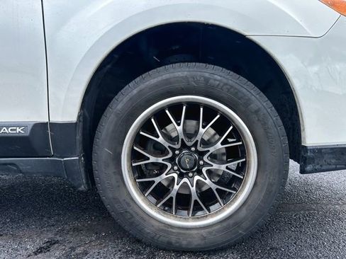 Used 2014 Subaru Outback 2.5i image 11