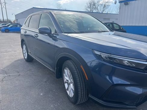 Used 2023 Honda CR-V EX image 2