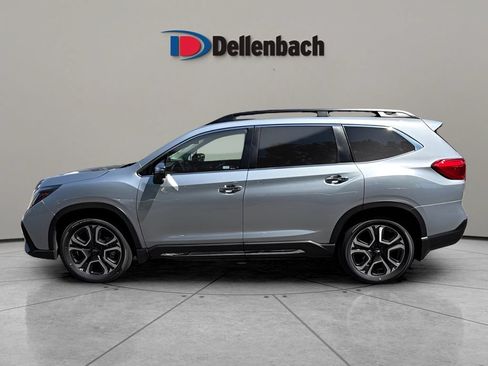 Used 2023 Subaru Ascent Touring AWD/4WD image 3