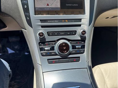 Used 2017 Lincoln MKZ Select w/ Select Plus Package FWD image 32