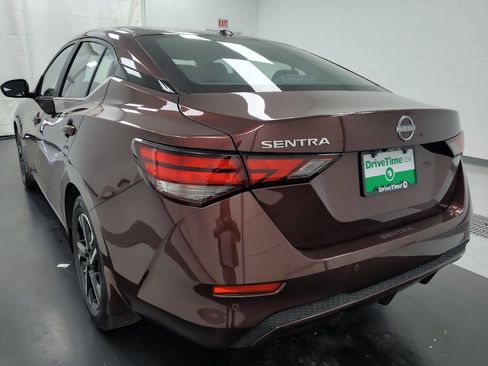 Used 2025 Nissan Sentra SV w/ All-Weather Package FWD image 5