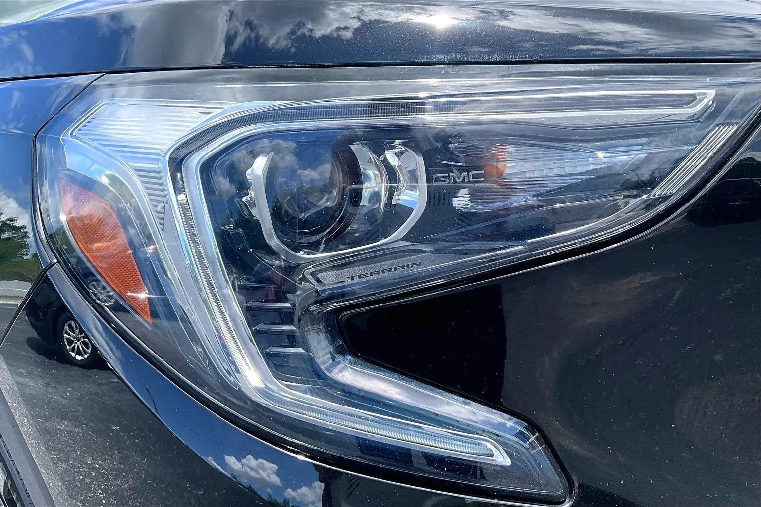 Used 2020 GMC Terrain SLE w/ Driver Convenience Package FWD image 30