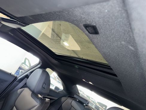 Certified 2025 BMW 230i xDrive Coupe w/ Premium Package image 27