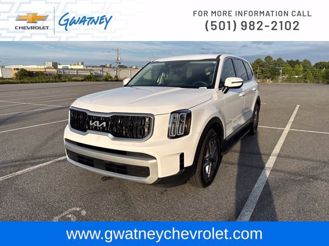 Used 2025 Kia Telluride LX FWD image 1