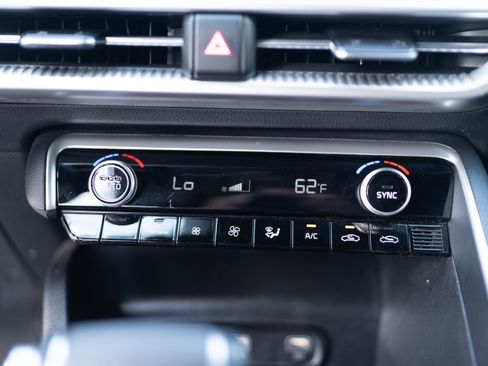 Used 2022 Kia K5 GT-Line FWD image 31