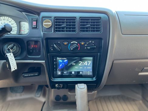 Used 2003 Toyota Tacoma 4x4 Double Cab w/ Convenience Pkg image 16