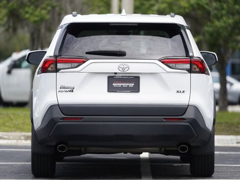 Used 2024 Toyota RAV4 XLE w/ Convenience Package FWD image 34