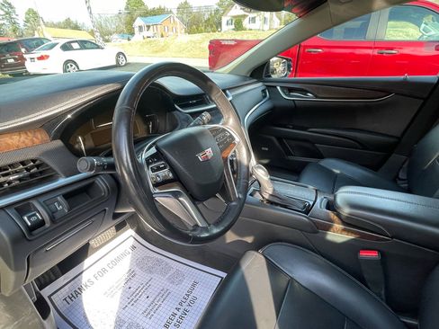 Used 2018 Cadillac XTS Luxury image 18