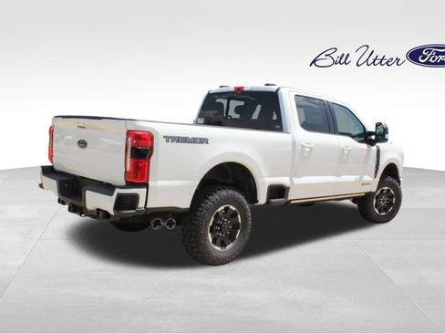 New 2026 Ford F250 Lariat w/ Tremor Off-Road Package AWD/4WD image 3