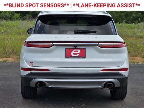 Used 2022 Lincoln Corsair AWD w/ Equipment Group 101A image 7