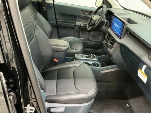 New 2026 Ford Maverick Lariat w/ Black Appearance Package image 21