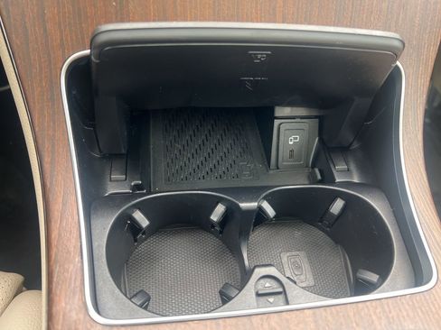 Used 2020 Mercedes-Benz GLC 300 4MATIC image 30