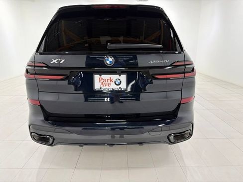 Used 2026 BMW X7 xDrive40i w/ Executive Package AWD/4WD image 4