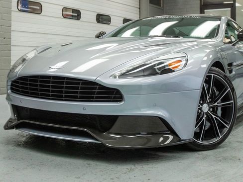 Used 2014 Aston Martin Vanquish Coupe image 23