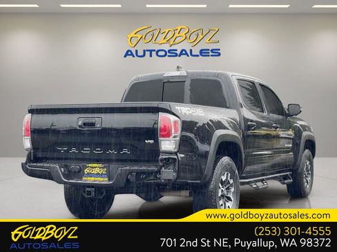 Used 2021 Toyota Tacoma TRD Off-Road w/ TRD Premium Off Road Package image 4