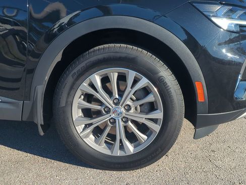 Used 2023 Buick Envision Preferred image 9