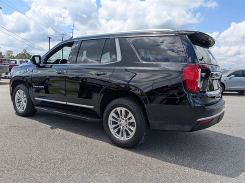 Used 2023 GMC Yukon SLT image 6