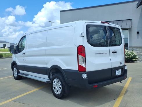 Used 2025 Ford Transit 250 Low Roof w/ Exterior Upgrade Package RWD image 3