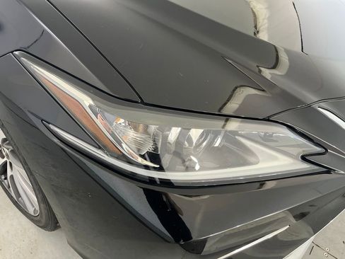 Used 2021 Lexus ES 250 w/ Premium Package AWD/4WD image 33