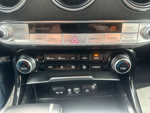Used 2018 Kia Stinger GT AWD/4WD image 23