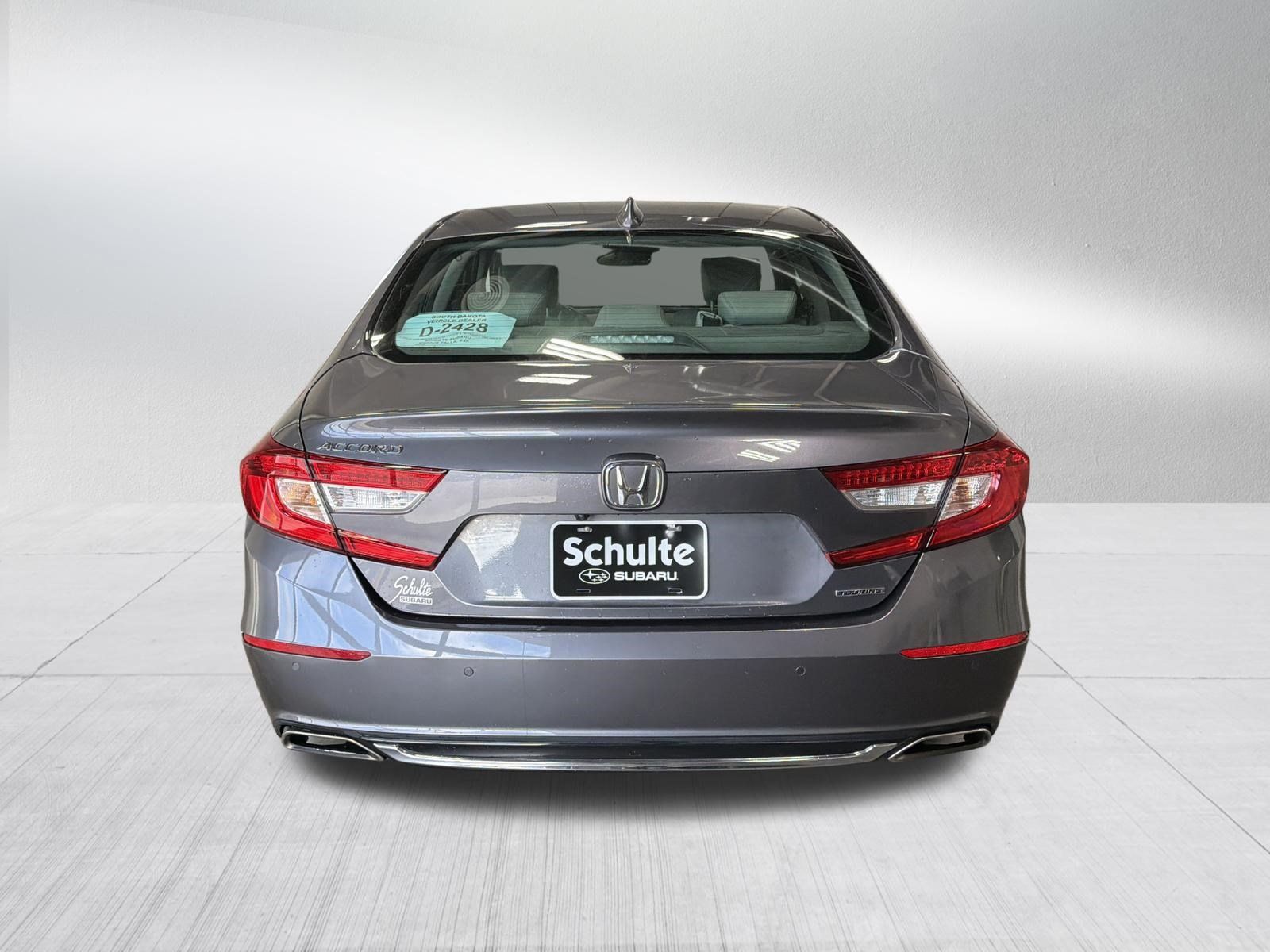 Used 2018 Honda Accord Touring image 6
