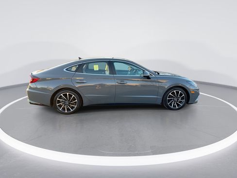 Used 2021 Hyundai Sonata Limited image 9