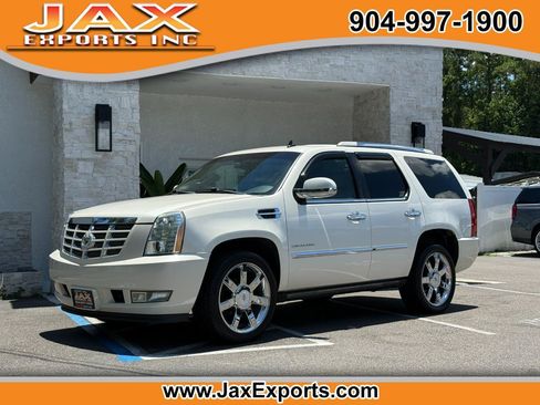 Used 2011 Cadillac Escalade Premium AWD/4WD image 1