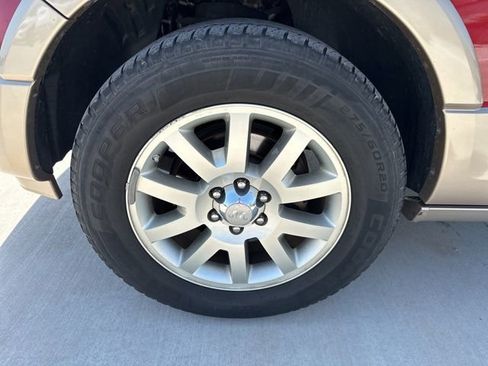 Used 2013 Ford Expedition King Ranch image 2