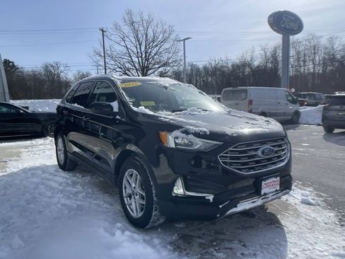 Certified 2022 Ford Edge SEL w/ Convenience Package image 2
