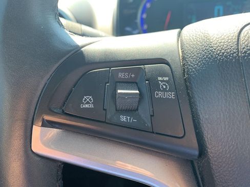 Used 2015 Chevrolet Trax LT w/ LT Sun and Sound Package FWD image 10