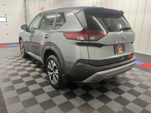 Used 2023 Nissan Rogue SV image 6