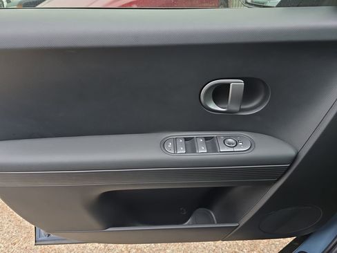 New 2026 Hyundai Ioniq 5 SE image 25