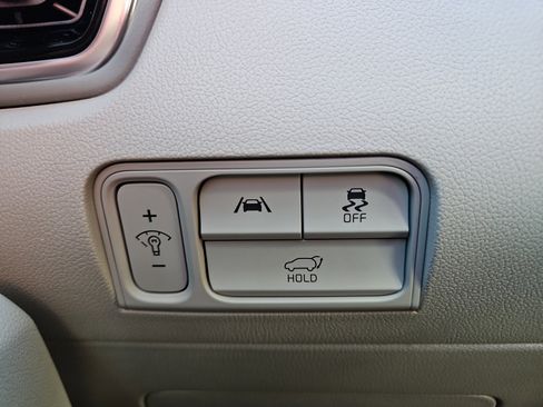 Used 2024 Kia Sorento SX Prestige image 23