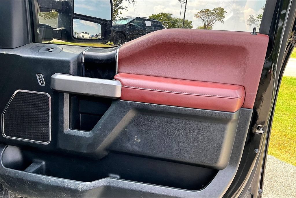 Used 2018 Ford F150 Platinum AWD/4WD image 23