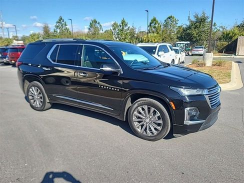 Used 2023 Chevrolet Traverse Premier image 27