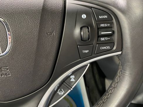 Used 2017 Acura MDX SH-AWD image 14