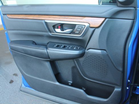 Used 2020 Honda CR-V Touring image 13