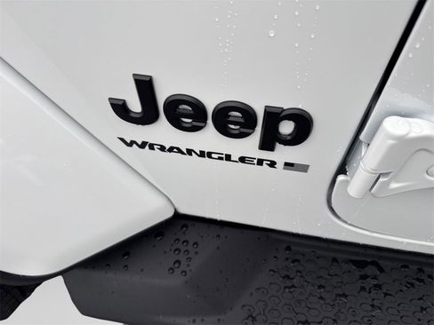 New 2026 Jeep Wrangler Sahara image 26