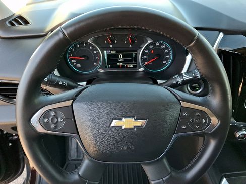 Used 2018 Chevrolet Traverse LT AWD/4WD image 18