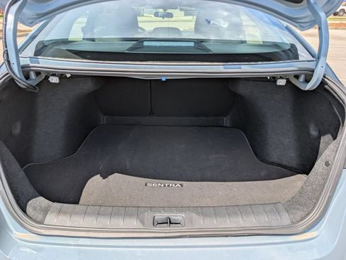 Certified 2026 Nissan Sentra SR w/ Floor Mat Package FWD image 6
