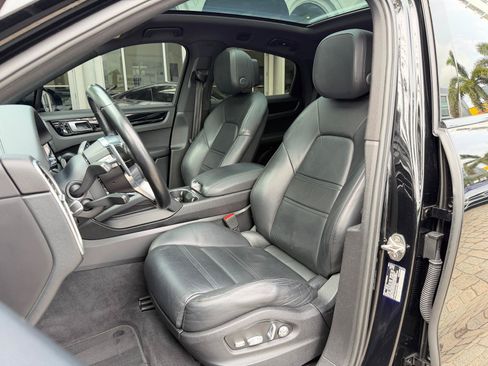 Used 2020 Porsche Cayenne S AWD/4WD image 31
