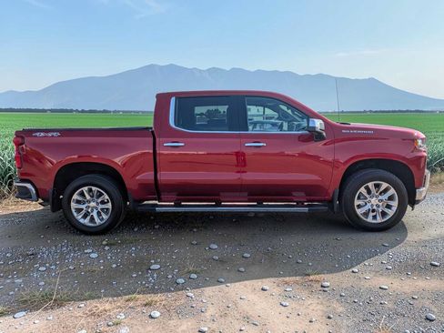 Used 2022 Chevrolet Silverado 1500 LTZ w/ Max Trailering Package AWD/4WD image 7