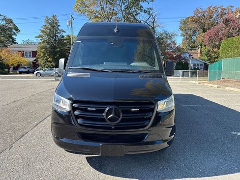 Used 2021 Mercedes-Benz Sprinter 3500 image 12