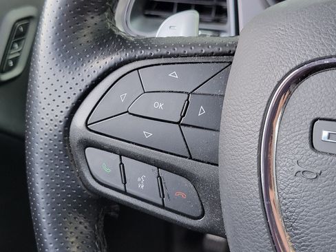 Used 2023 Dodge Challenger R/T w/ Plus Package image 9